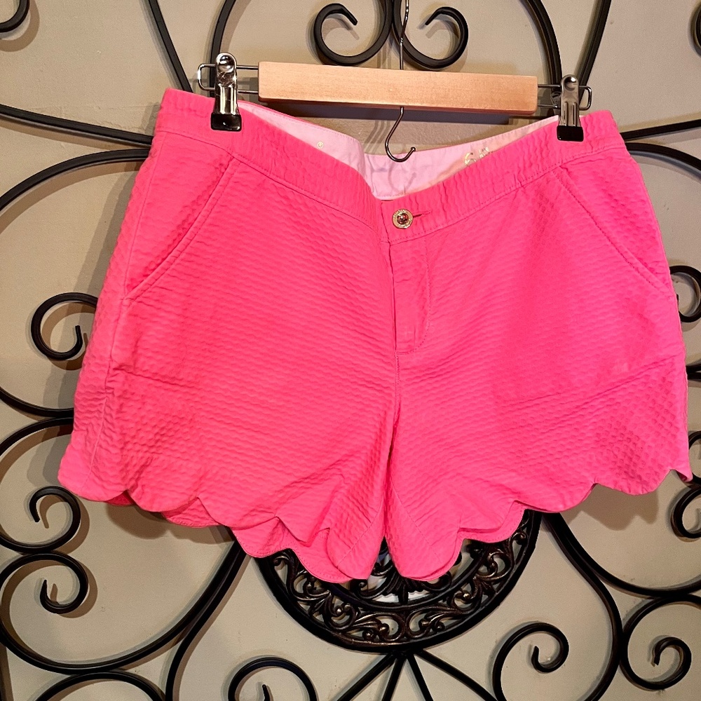 Lilly Pulitzer Buttercup Ladies shorts.